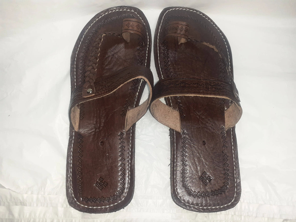 Sandalias de cuero.Marron oscuro Hecho a mano
